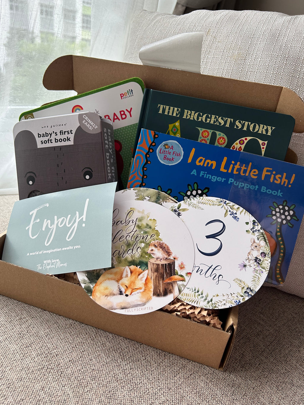Book Box (NB to 4 months old)