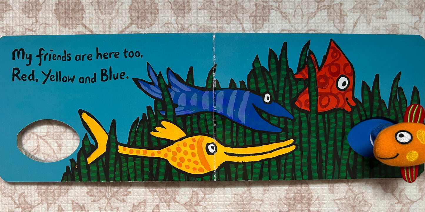 I Am Little Fish! A Finger Puppet Book Board book